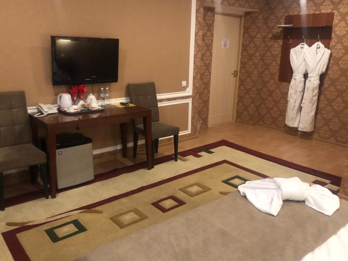 אסטנה Hotel Inju מראה חיצוני תמונה