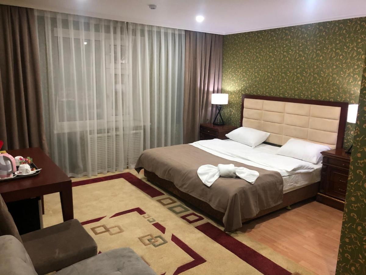 אסטנה Hotel Inju מראה חיצוני תמונה