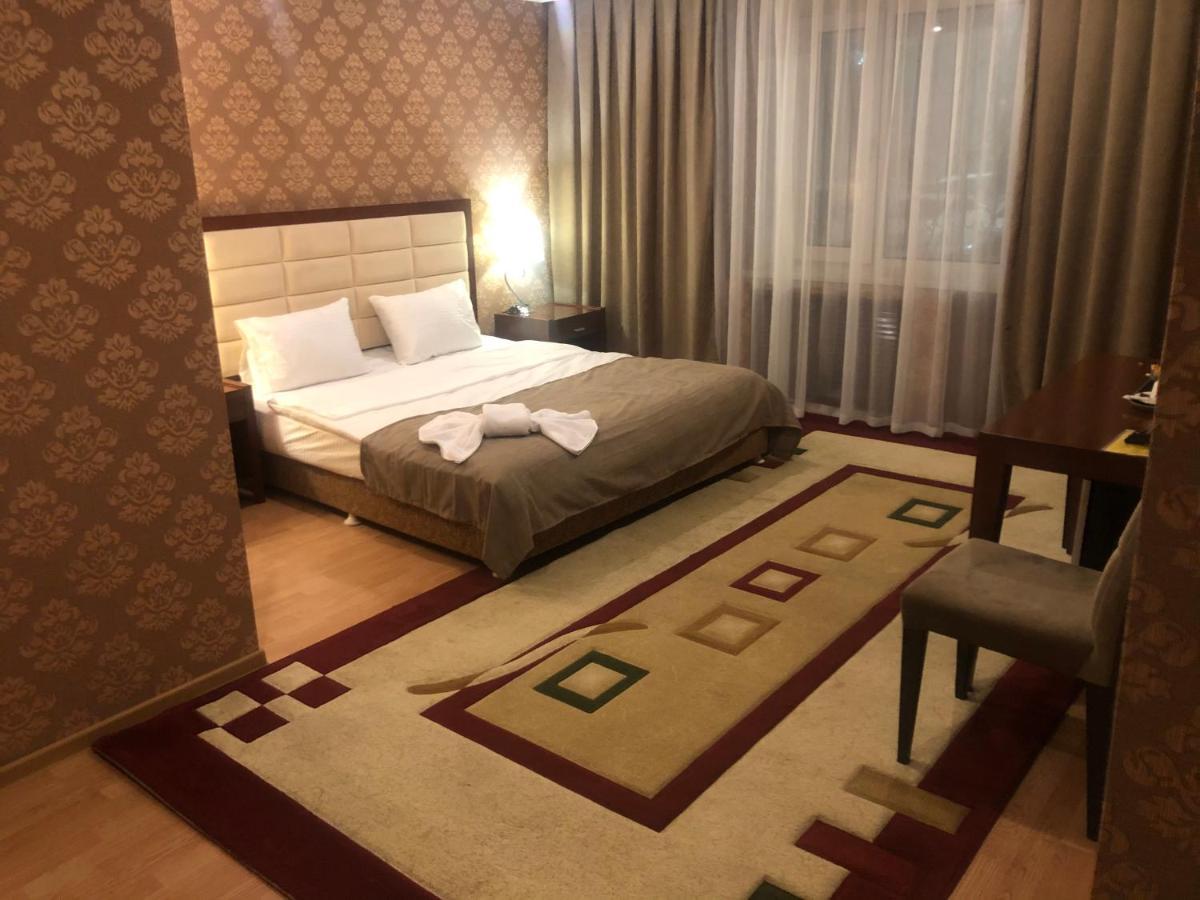 אסטנה Hotel Inju מראה חיצוני תמונה